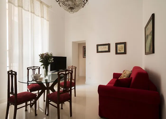 Chiaia Luxury Apartment