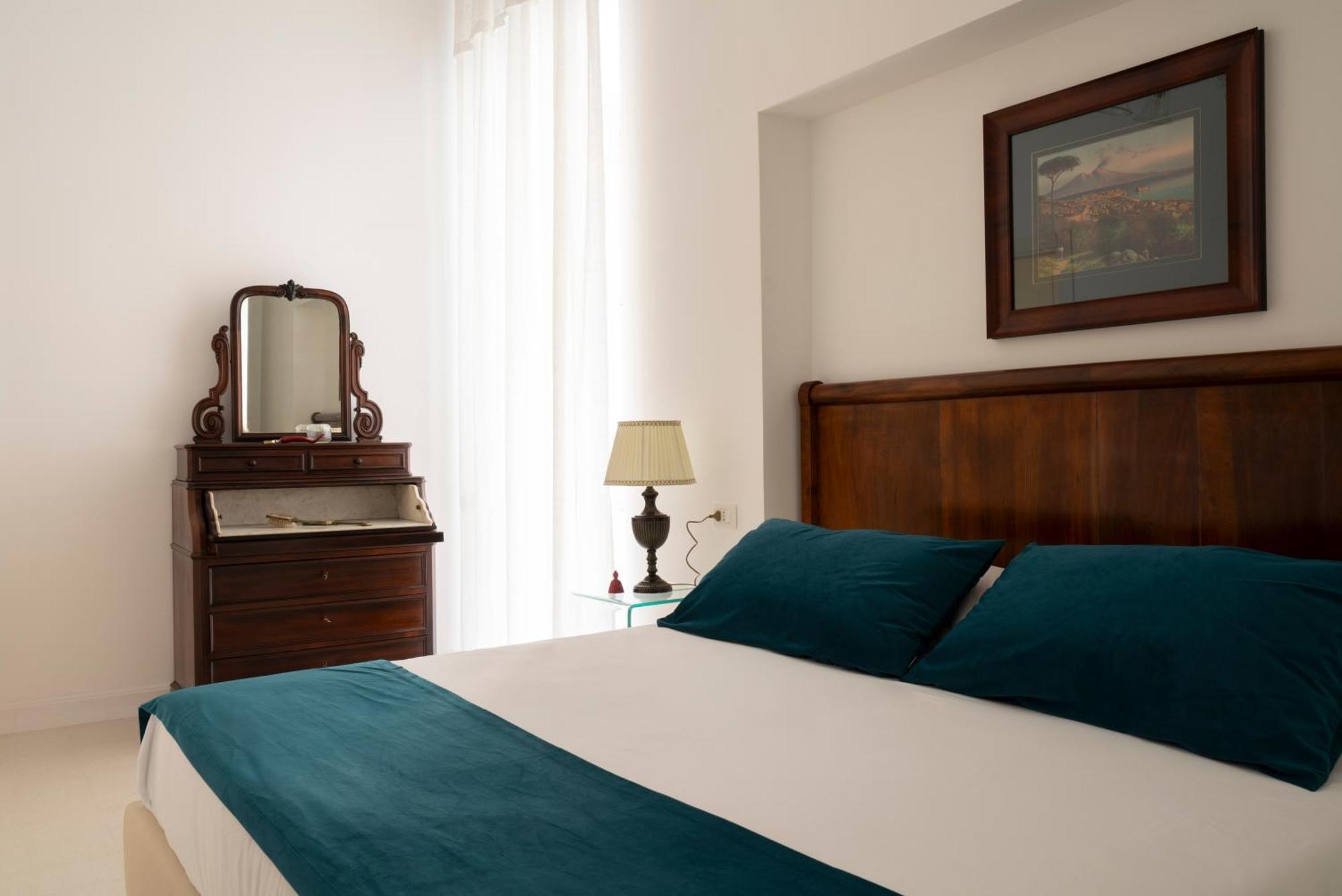 Chiaia Luxury Apartment *